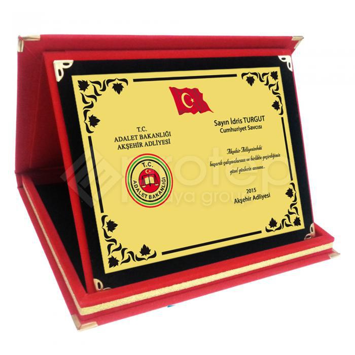 Yatay Kadife Plaket Kırmızı 15x20 cm  Büyükboy Albüm Plaket