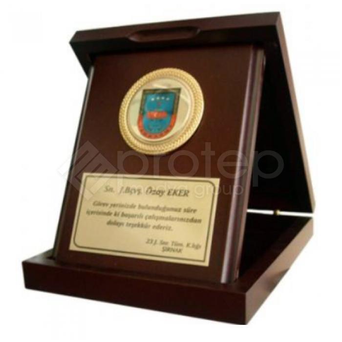 Ahşap Kutulu Ahşap Madalyalı Askeri Plaket