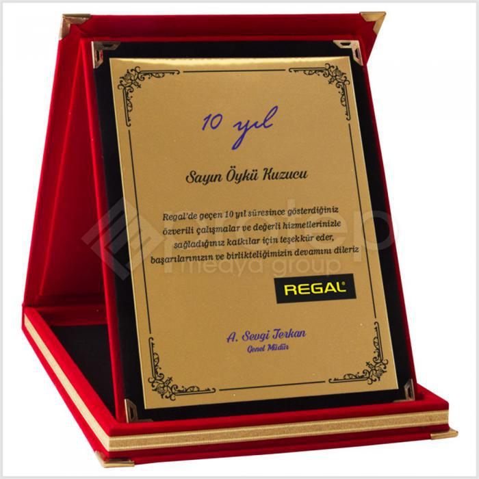 Kadife Plaket Kırmızı 15x20 cm - Büyükboy Albüm Plaket