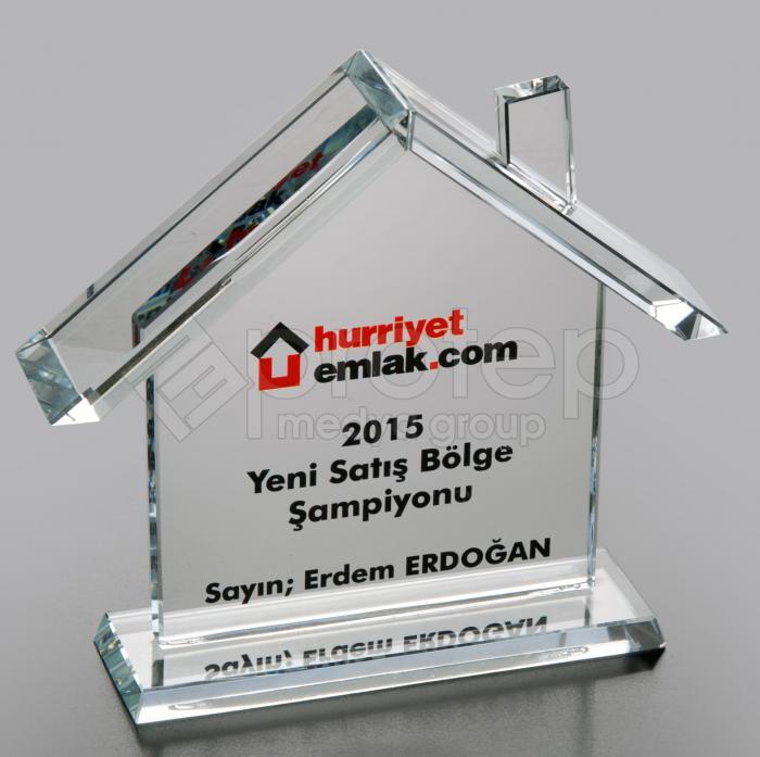 Ev Şeklinde Özel Tasarım Kristal Cam Plaket