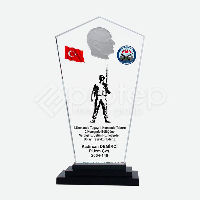 Hizmet Anısı Tabur Tugay Komando ve Atatürk Figürlü Kristal Plaket