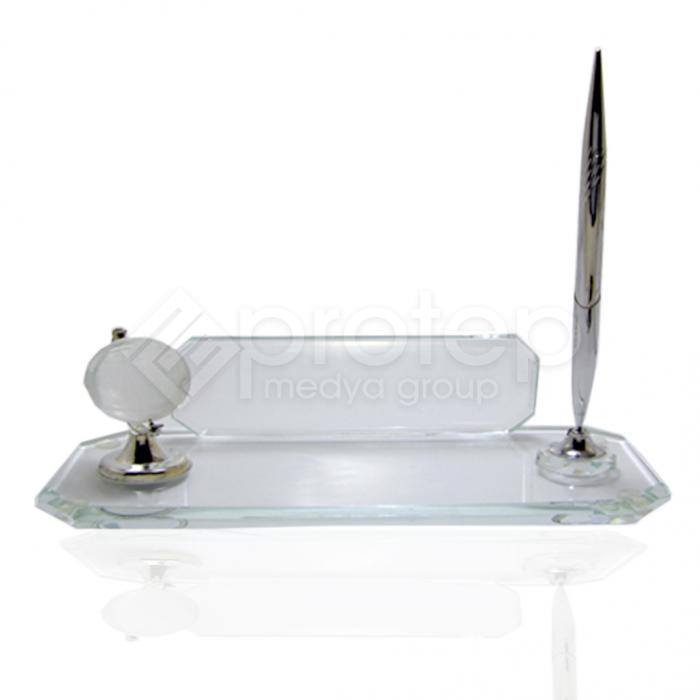 Kristal Masa İsimliği - Şeffaf Cam 10X24 cm