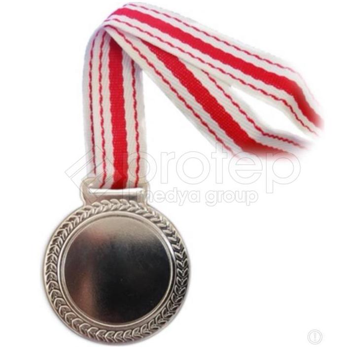 Madalya Çelenkli 5,5 cm Gümüş