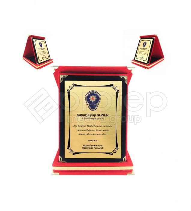 Kırmızı Kadife Kutulu Polis Emniyet Albüm Plaket 