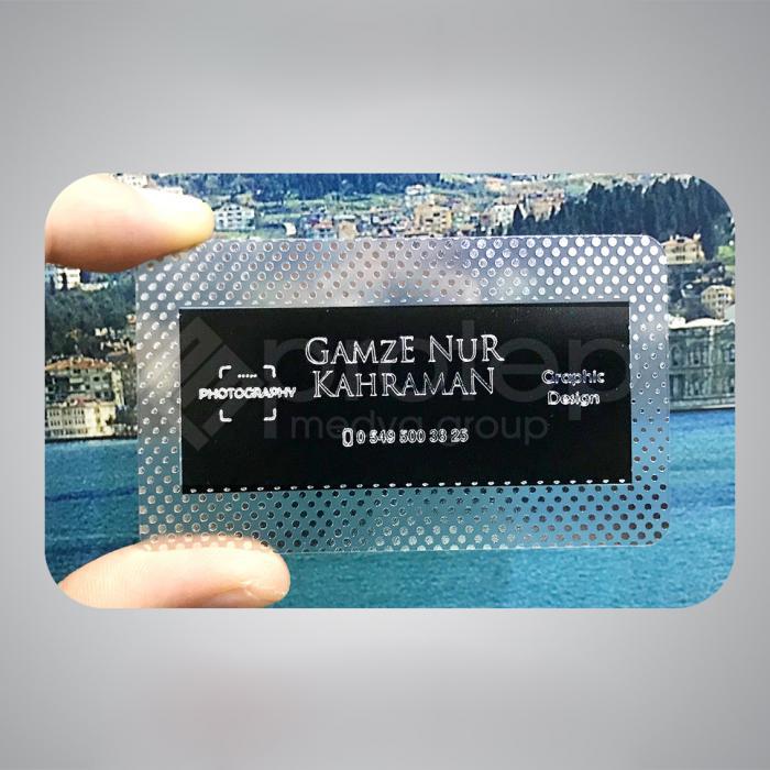 Şeffaf Pvc Gümüş Yaldız Uygulamalı Kartvizit
